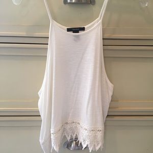 Forever 21 | White crop top with lace fringe